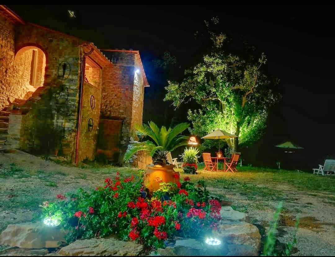 Agriturismo Podere Le Palaie Monterotondo  Buitenkant foto